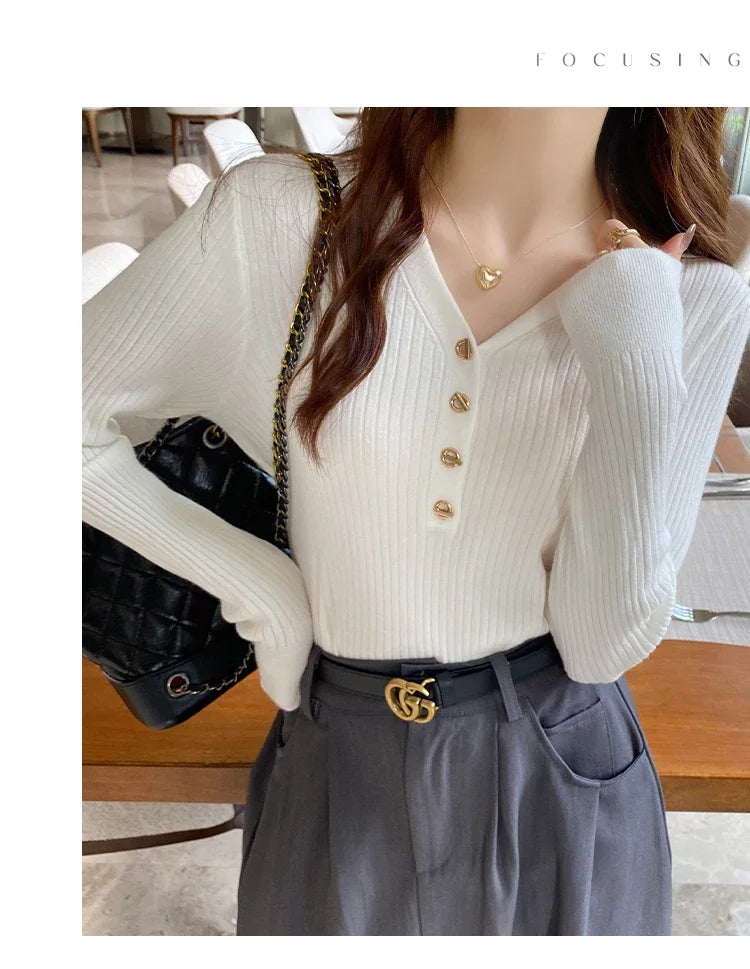 Slim V-Neck Knit Pullover