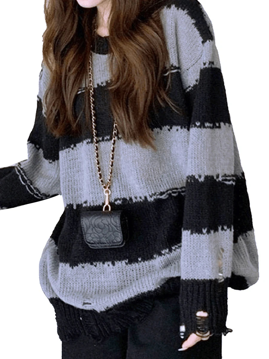 Cable V-Neck Pullover