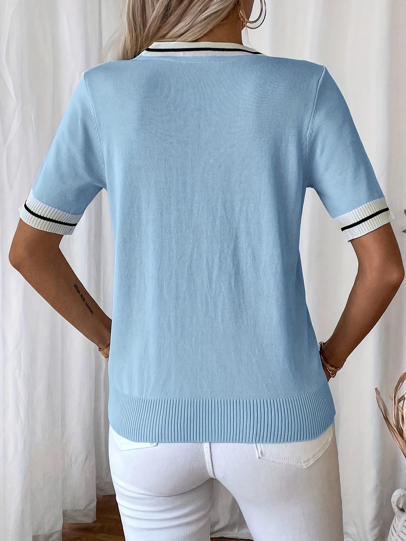 V-Neck Ribbon Knit Top