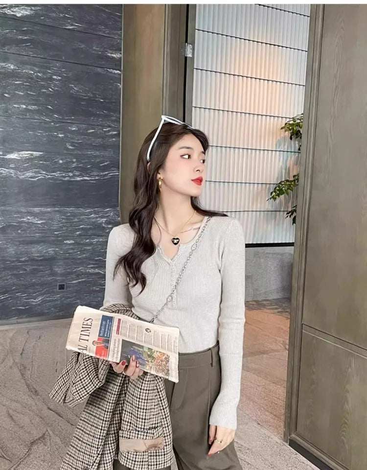 Slim Fit Long Sleeve Knit Top