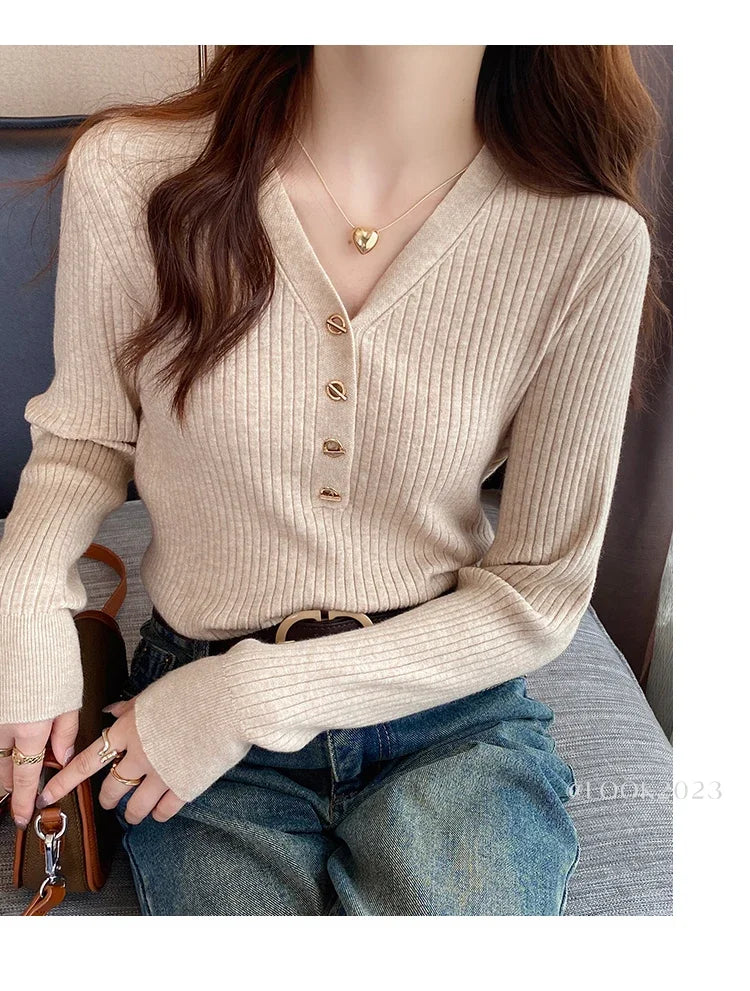 Slim V-Neck Knit Pullover